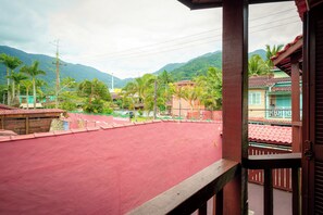 Standard Quadruple Room | View from room - VELINN Pousada Kyrios Maresias (São Sebastião)