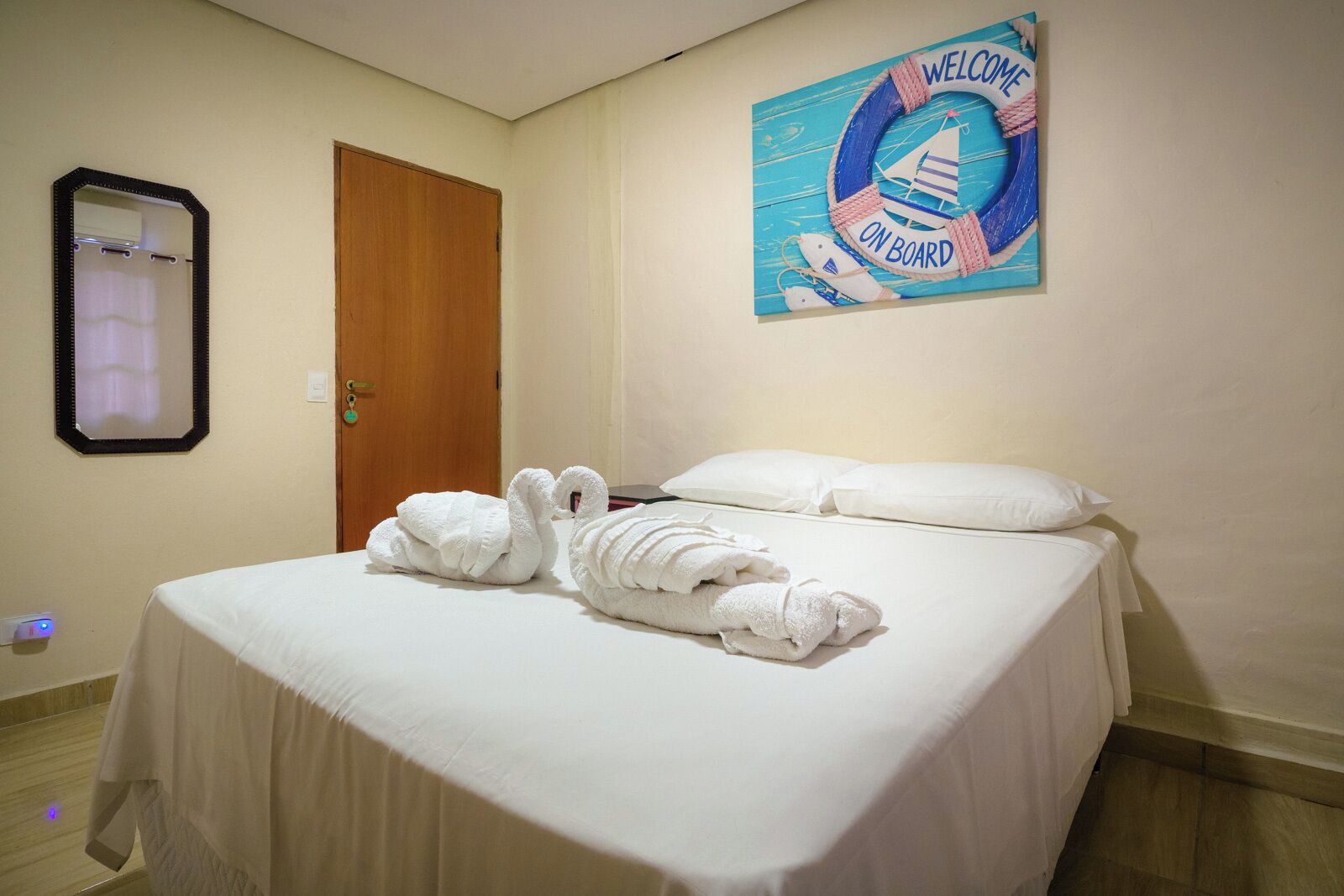 Standard Room | Free WiFi, bed sheets