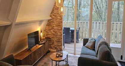 Fenced Country Chalet in Durbuy