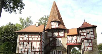 Appartement 'Ferienwohnung 4 SpĂ€tburgunder 56 mÂČ' avec terrasse partagĂ©e, balcon et Wi-Fi