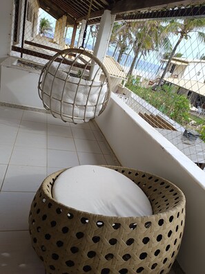 Terrace/patio - Beautiful 3-bedroom house on the beachfront. (Salvador)