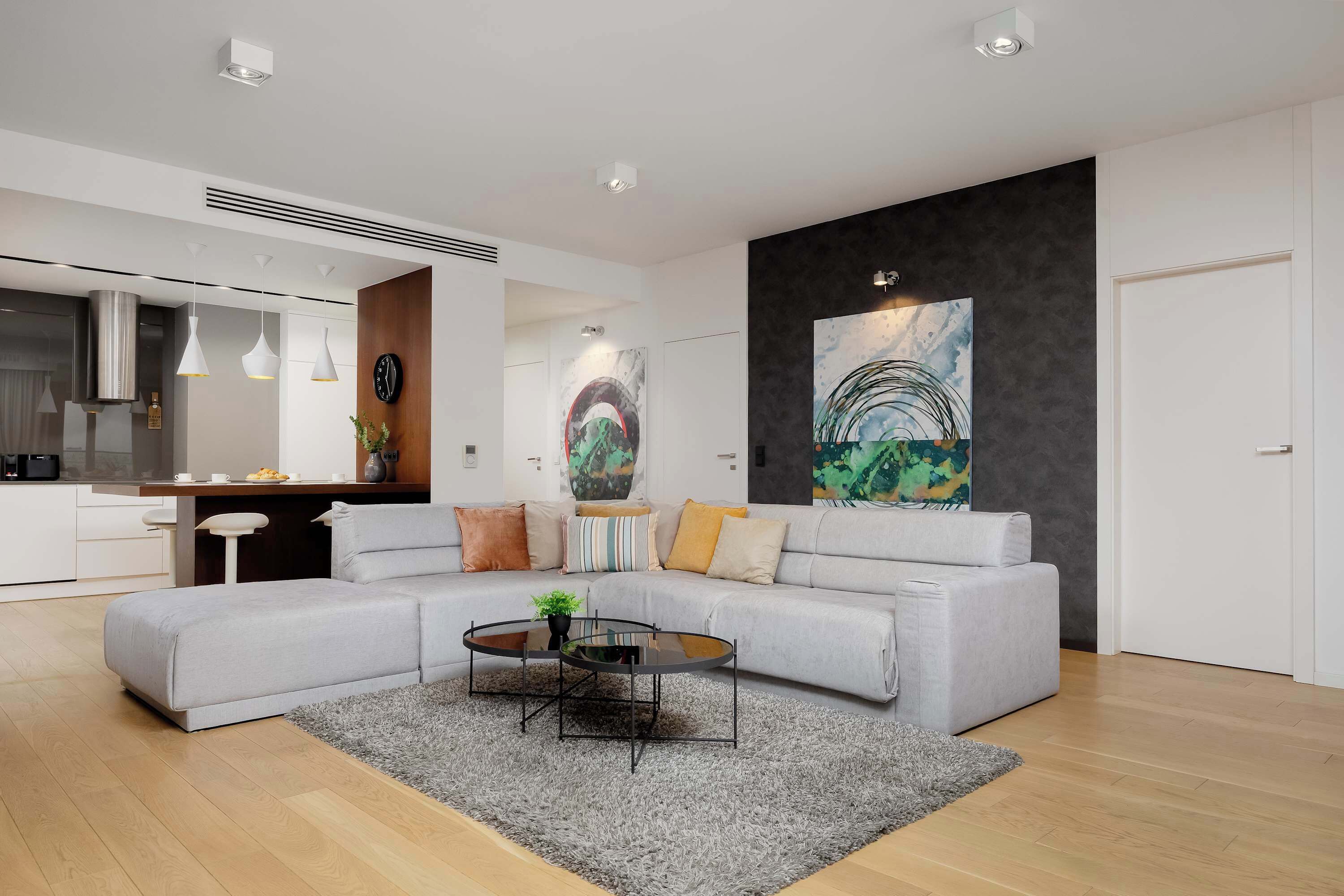 Télévision, espaces bureaux