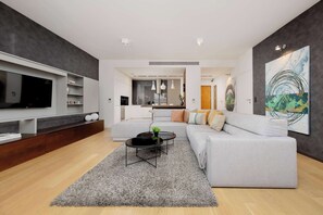 تلفزيون، مكتب