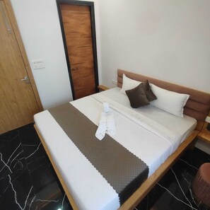 Bungalow, 2 Bedrooms, Balcony, Garden View