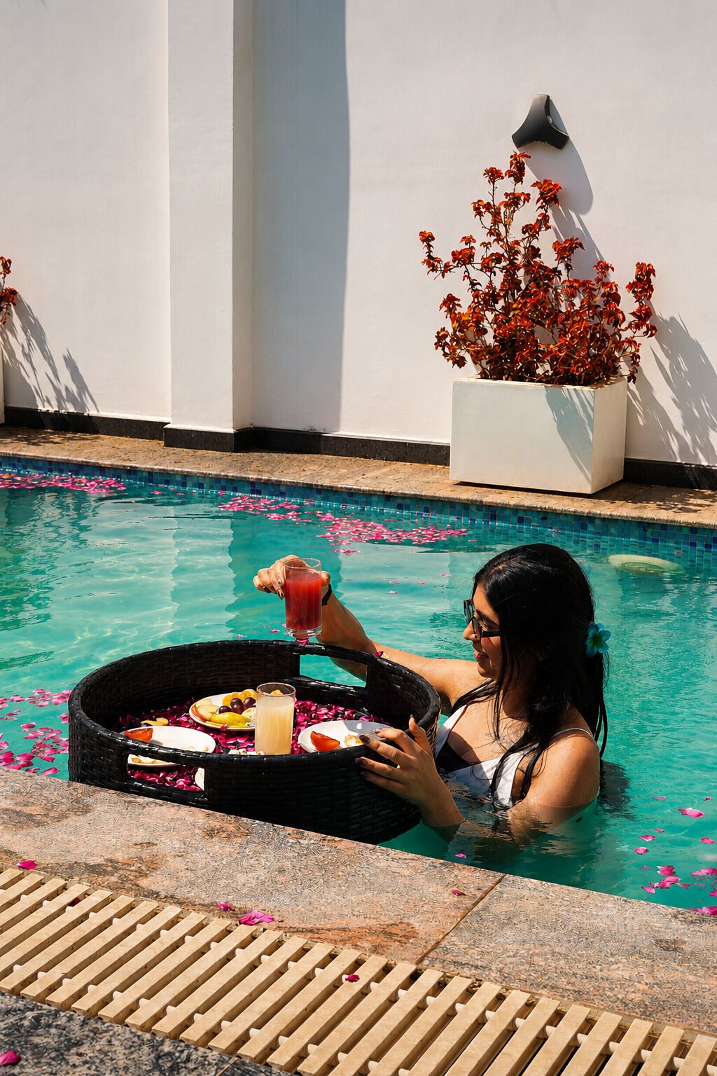2BHK Mountain View Luxury Jacuzzi Villa with Balcony | Private pool