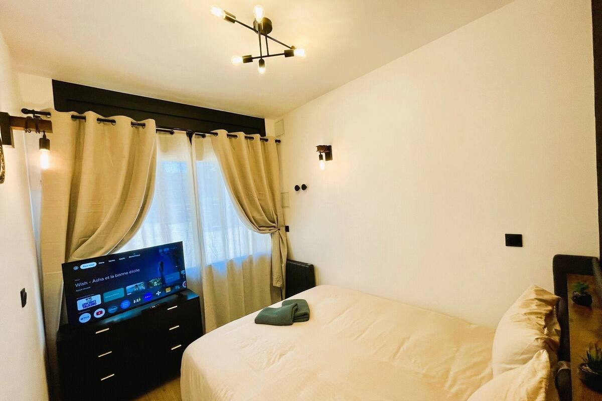 In-room safe, soundproofing, iron/ironing board (on request), free WiFi