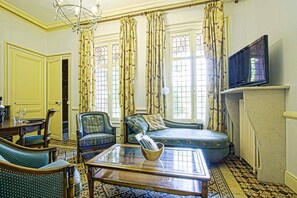 Appartement Standard, vue jardin | Coin séjour