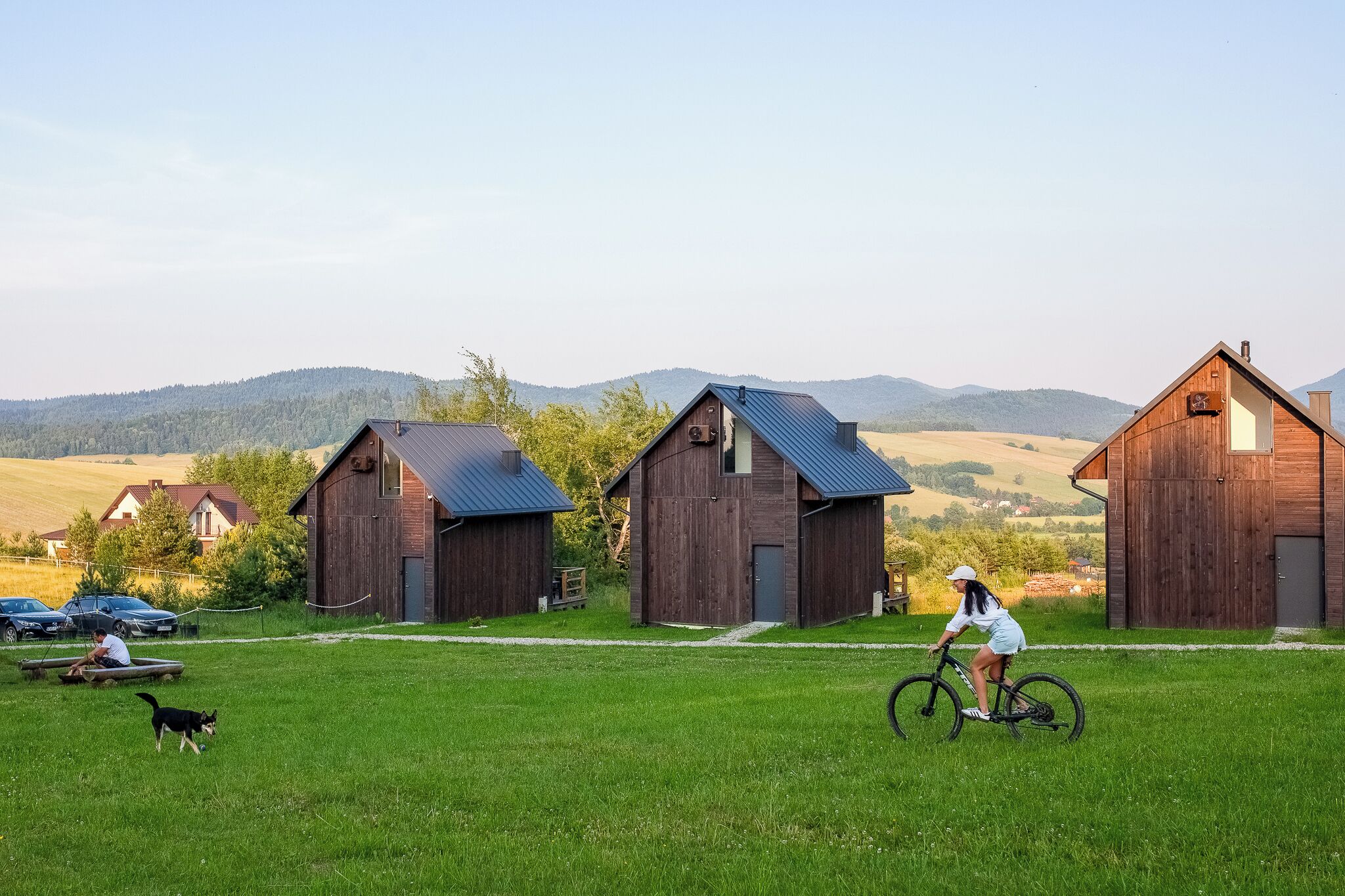 Vista frontal de la propiedad