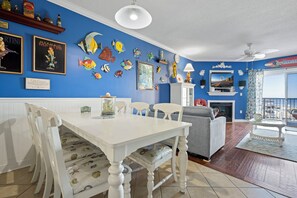 Dining - Beautiful 3 bedroom condo conveniently located on 21st street (Ocean City)