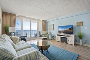 TV - Two-bedroom oceanfront with indoor and outdoor pools! (Ocean City)