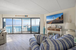 TV - Stunning 18th-floor oceanfront retreat offering sweeping panoramic views of the Atlantic Ocean (Ocean City)
