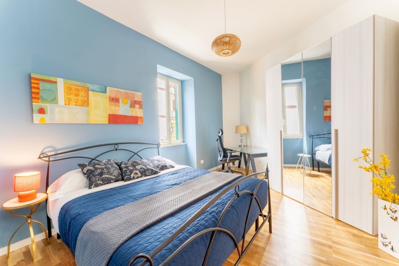 1 bedroom, iron/ironing board, travel cot