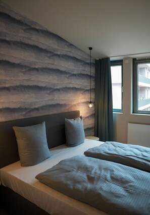 Desk, free WiFi, bed sheets - qnorke Hotel (Berlin)