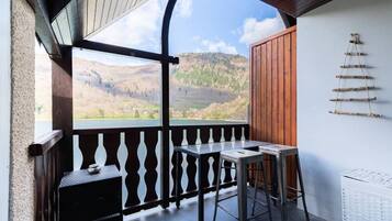 Tempat makan outdoor