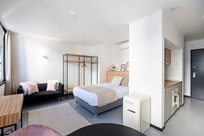 Iron/ironing board, free WiFi - Regras Apartments & Garden A11 by Benefit Collection (Porto)