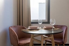 Matservice pÄ rummet