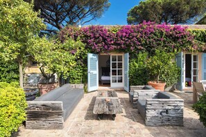 Terrace/patio - La Villa aux Oliviers - Family home in the heart of an estate in Gassin (Gassin)