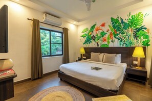 Classic dubbelrum eller tvåbäddsrum | Skrivbord, arbetsyta för laptop och gratis wi-fi