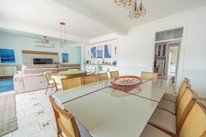 3 bedrooms - Incr vel e Ampla Casa a 200m da Praia da Enseada (Guarujá)