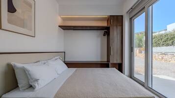 5 slaapkamers, een kluis op de kamer, een strijkplank/strijkijzer