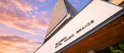 Fachada da propriedade