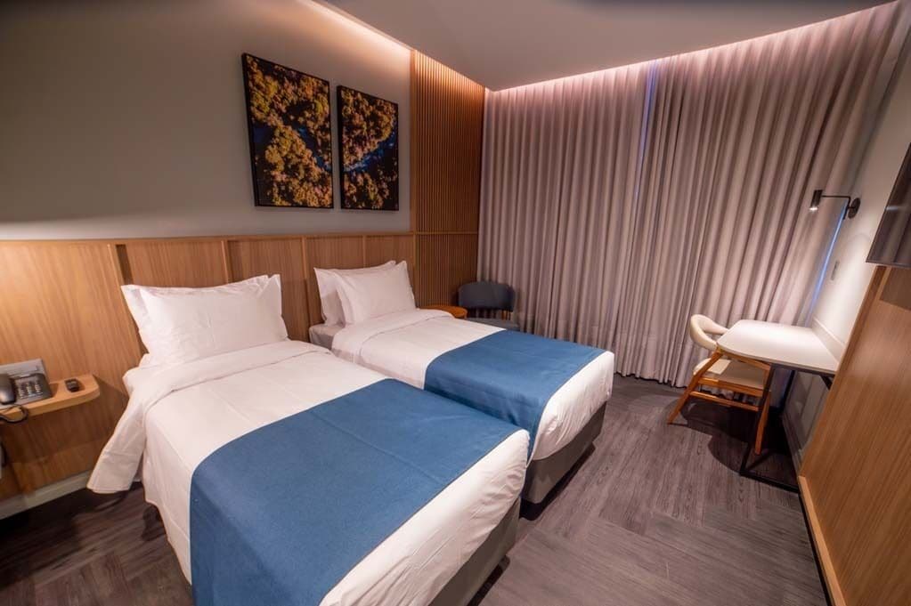 Premium tvåbäddsrum - 2 enkelsängar | Värdeförvaringsskåp på rummet och gratis wi-fi