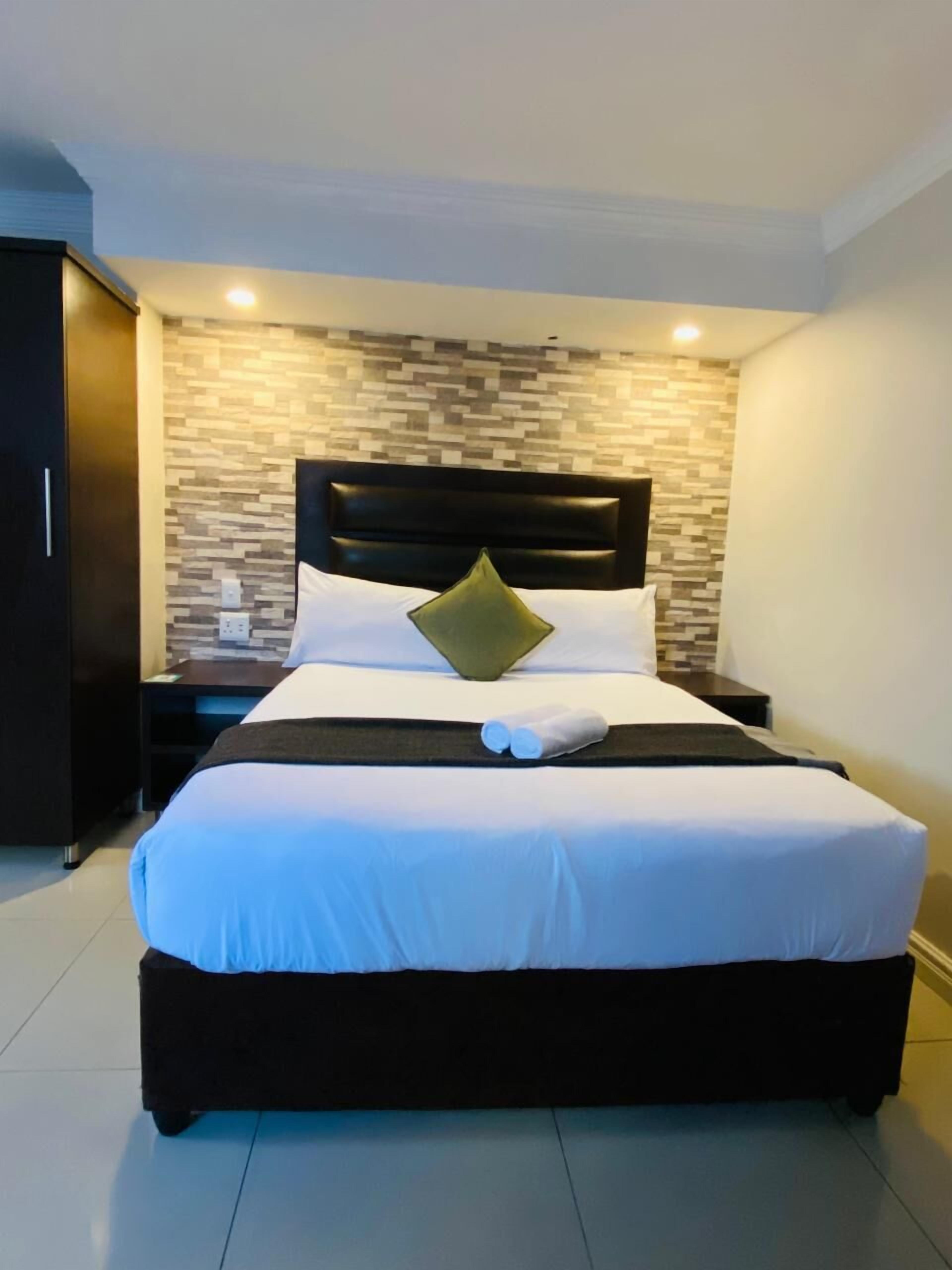 奢華雙人房, 1 張標準雙人床 | 熨斗/熨衫板、免費 Wi-Fi