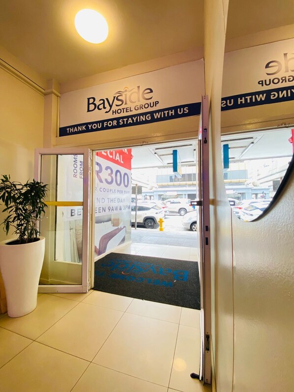 Majoituspaikan sisäänkäynti