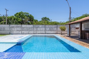 House - Casa com Piscina Churrasqueira e Garagem (Cabo Frio)