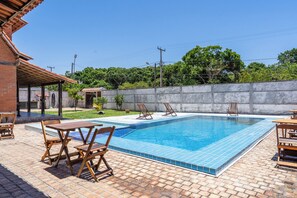 House - Casa com Piscina Churrasqueira e Garagem (Cabo Frio)