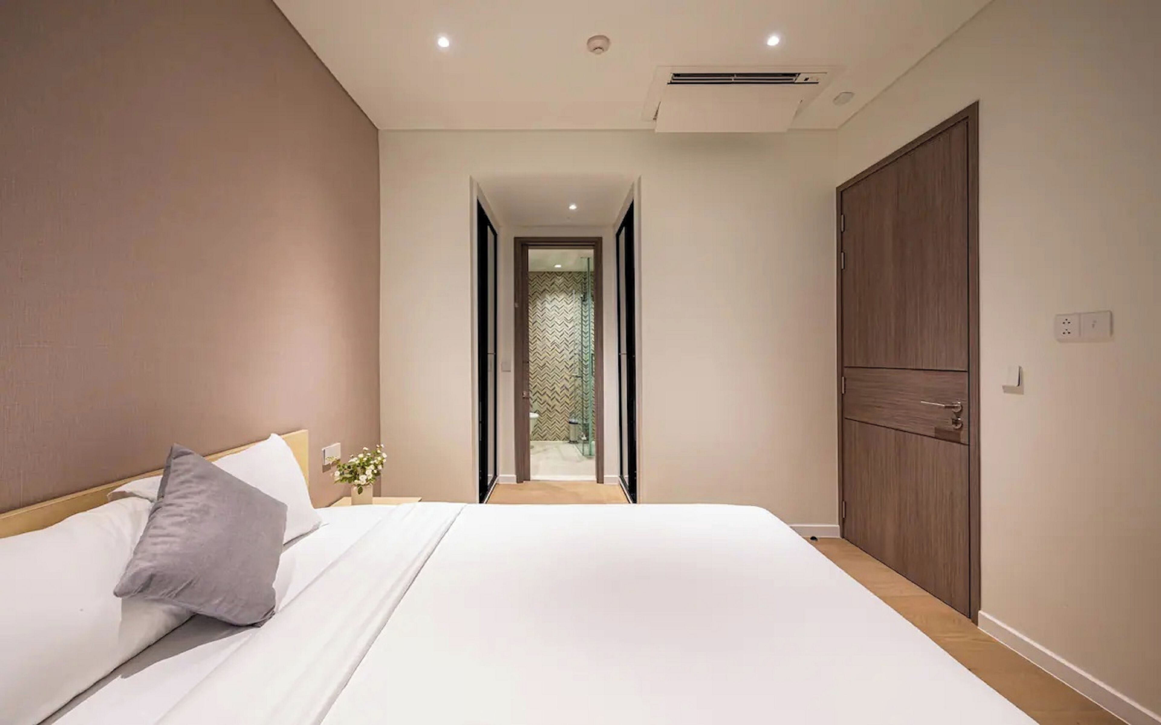 Luxury Apartment, 1 Bedroom, Balcony, City View | Minibar, desk, laptop workspace, blackout curtains