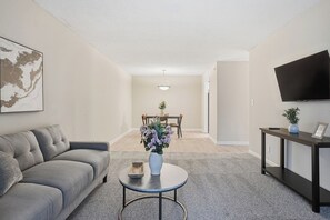 电视  、办公室