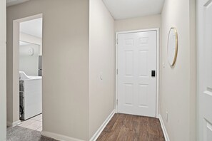 Interior - Trendy retreat w/ open living space (Lawrenceville)