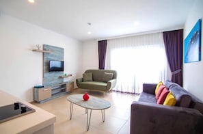 Suite Deluxe, balcó, vistes al mar | Sala d'estar