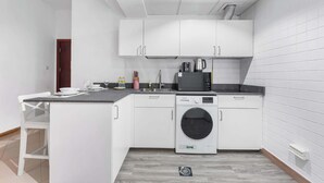 House - Stayshort - 1 Bed Apartment Sleeps 4 in Dubai Marina (Dubai)