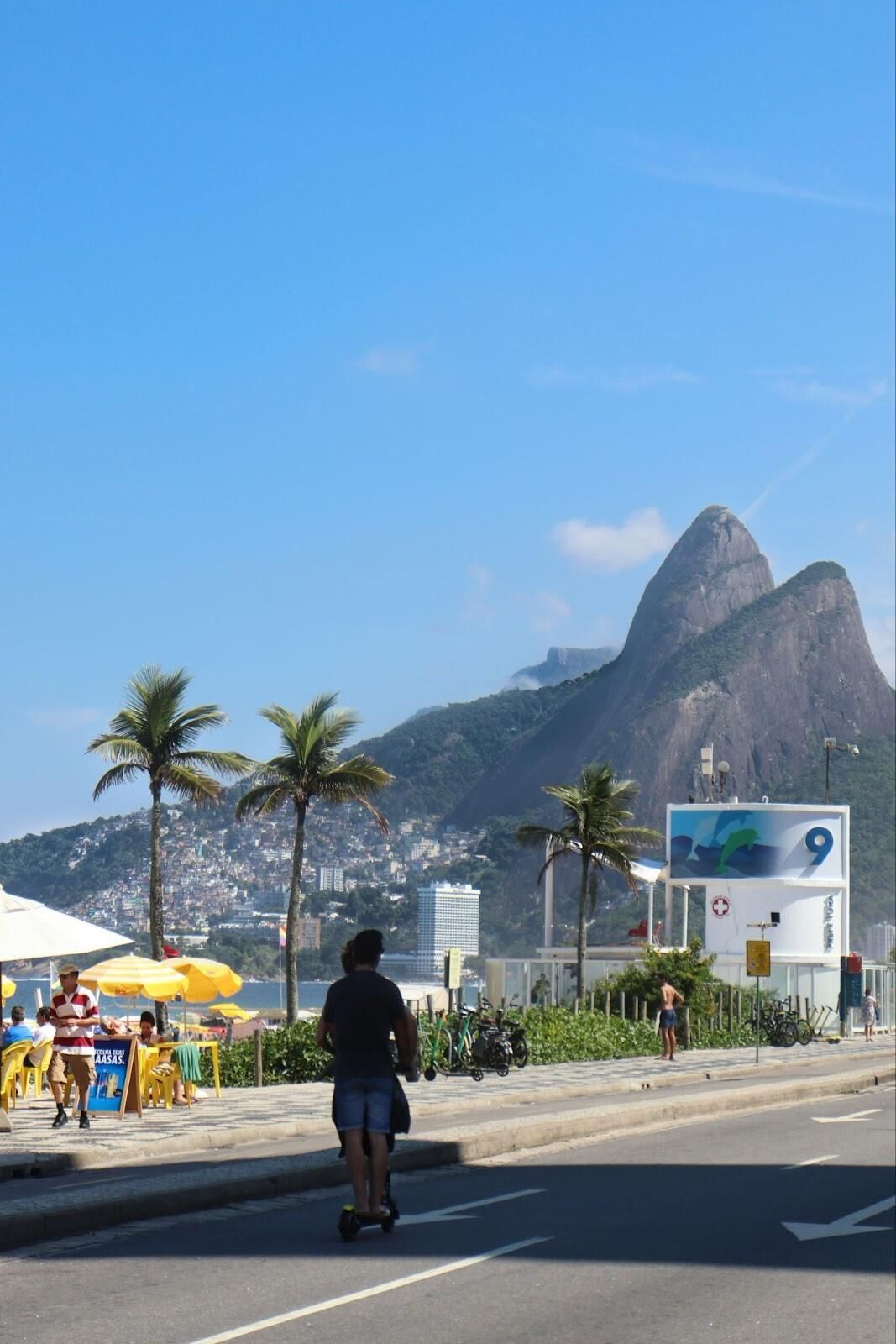 On the beach, white sand, 6 beach bars