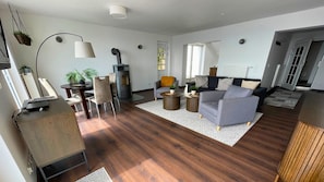 Flat-screen TV - FeWo im Hang direkt am Hafen, 4 beds, 107m2 (Sassnitz)