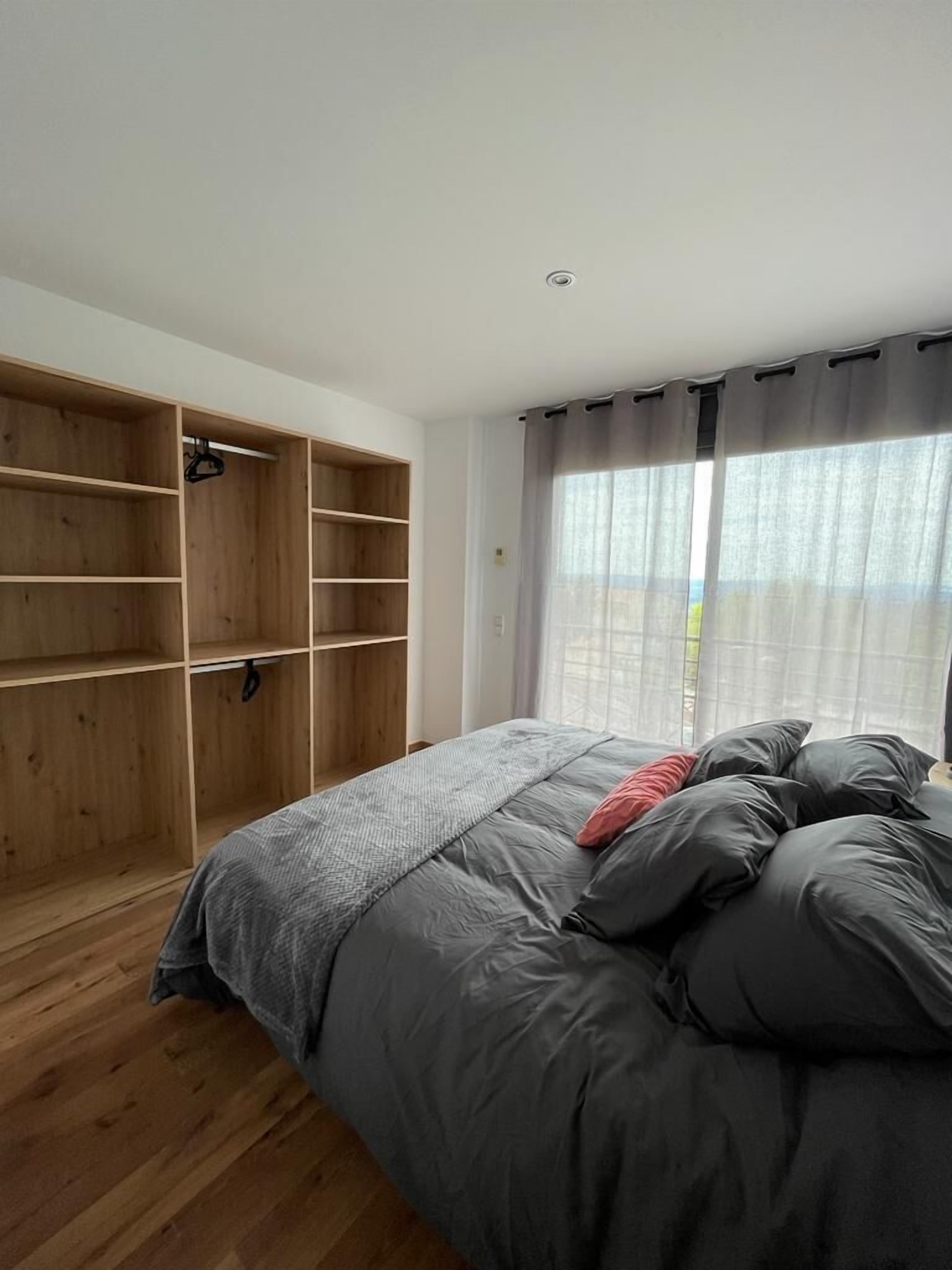 Chalet, Patio, City View | Free WiFi