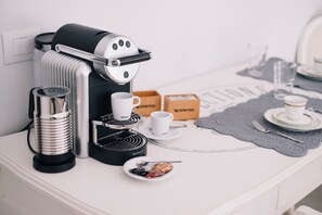 Minibar, blackout curtains, free WiFi, wheelchair access - VILLA AGA (Noli)