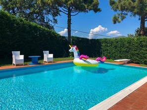 Seasonal outdoor pool, pool umbrellas, sun loungers - VILLA AGA (Groppino-torbora)