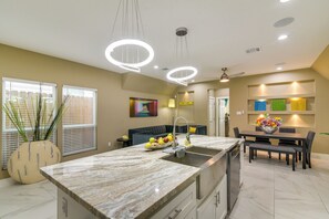 Interior - Pool Table & Fenced Yard: Home 5 Mi to NRG Stadium (Houston)