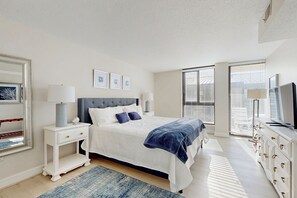Apartment (2 Bedrooms) | Interior - Walk to Ocean! Bethany Beach Retreat w/ Balcony (Bethany Beach)