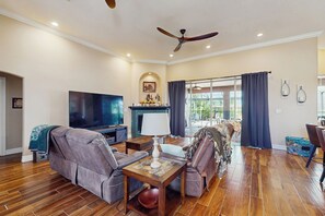 Interior - 4BR Home w/ Outdoor Patio & In-ground Pool (Rotonda West)