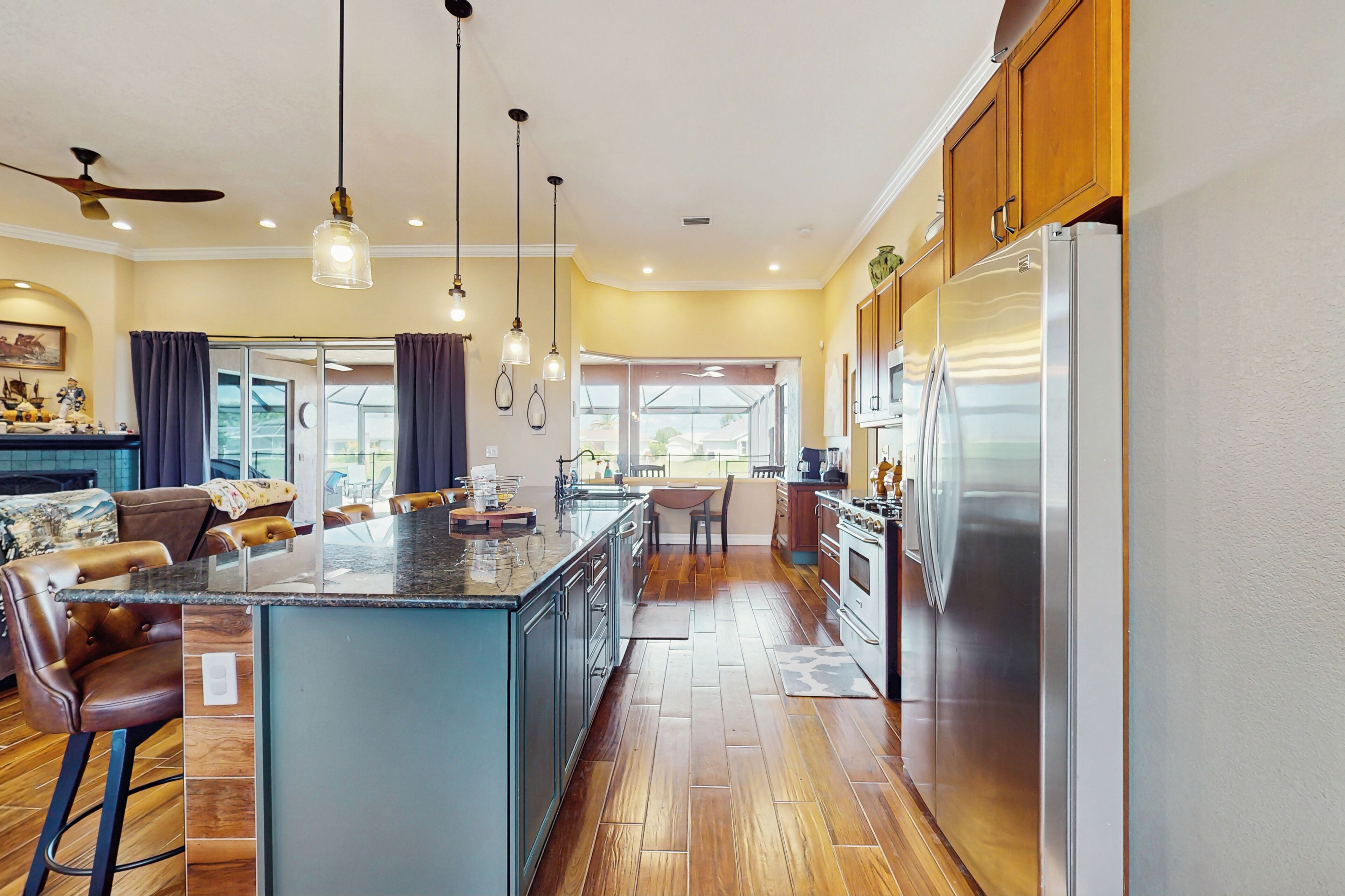 House (3 Bedrooms) | Interior