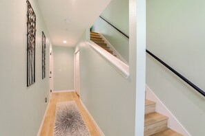 Apartment (2 Bedrooms) | Interior - 3 Mi to Riverwalk: Family Gem in Gated Community! (Bradenton)