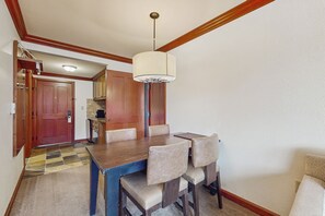 Apartment (2 Bedrooms) | Interior - 2BR Condo w/ Pool Access, Hot Tub, & ski In/out (Olympic Valley)