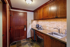 Apartment (2 Bedrooms) | Interior - 2BR Condo w/ Pool Access, Hot Tub, & ski In/out (Olympic Valley)