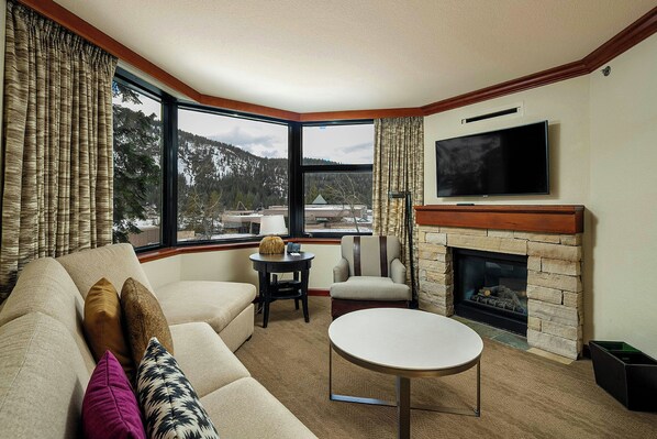 Apartment (2 Bedrooms) | Front of property - 2BR Condo w/ Pool Access, Hot Tub, & ski In/out (Olympic Valley)