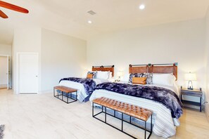 House (4 Bedrooms) | Interior - Two Dog-friendly Home, Close to Wine Country (Fallbrook)