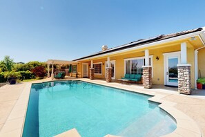 House (4 Bedrooms) | Interior - Two Dog-friendly Home, Close to Wine Country (Fallbrook)